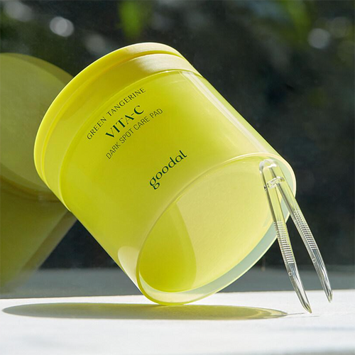 Green Tangerine Vita C Dark Spot Care Pad