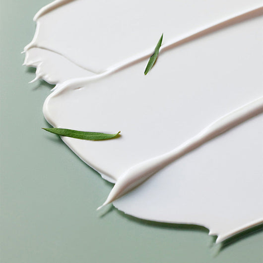 Truecica Mineral Calming Tone-Up Suncream